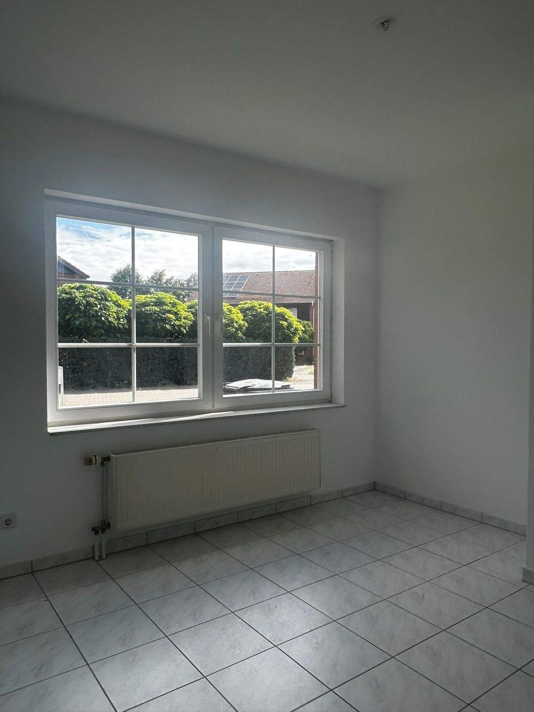 Familiärere Wohnanlage 4 Zimmer Reihenmittelhaus *Terrasse mit kleinem Garten *Balkon *Wohnküche *Wannenbad *Gäste WC*Stellplatz