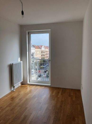 Wunderschöne 2 Zimmer Wohnung *Balkon *EBK *Parkett *Keller