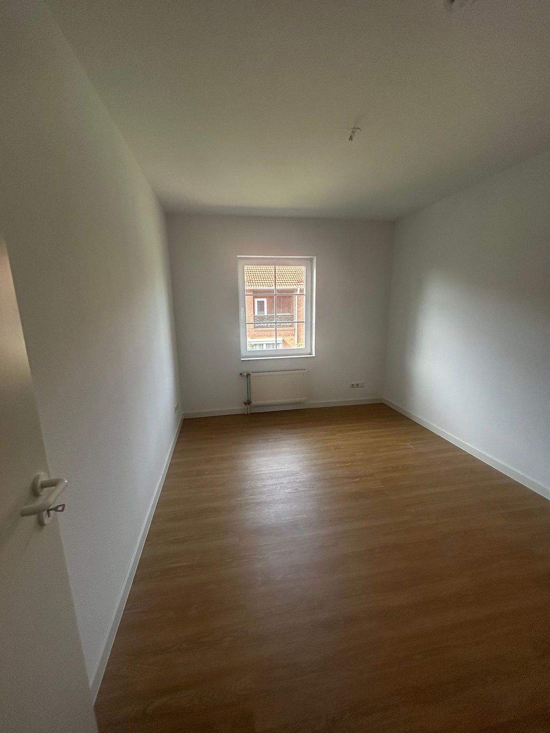 Familiärere Wohnanlage 4 Zimmer Reihenmittelhaus *Terrasse mit kleinem Garten *Balkon *Wohnküche *Wannenbad *Gäste WC*Stellplatz