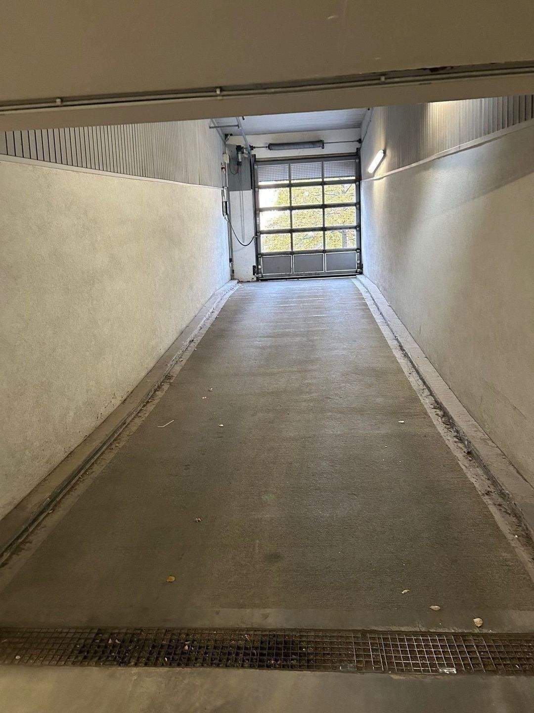Stellplatz in der Tiefgarage verfügbar - Rummelsburger Bucht - Ostkreuz