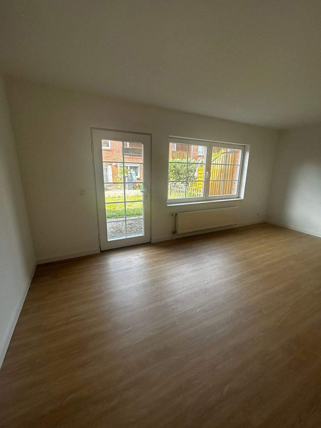 Familiärere Wohnanlage 4 Zimmer Reihenmittelhaus *Terrasse mit kleinem Garten *Balkon *Wohnküche *Wannenbad *Gäste WC*Stellplatz