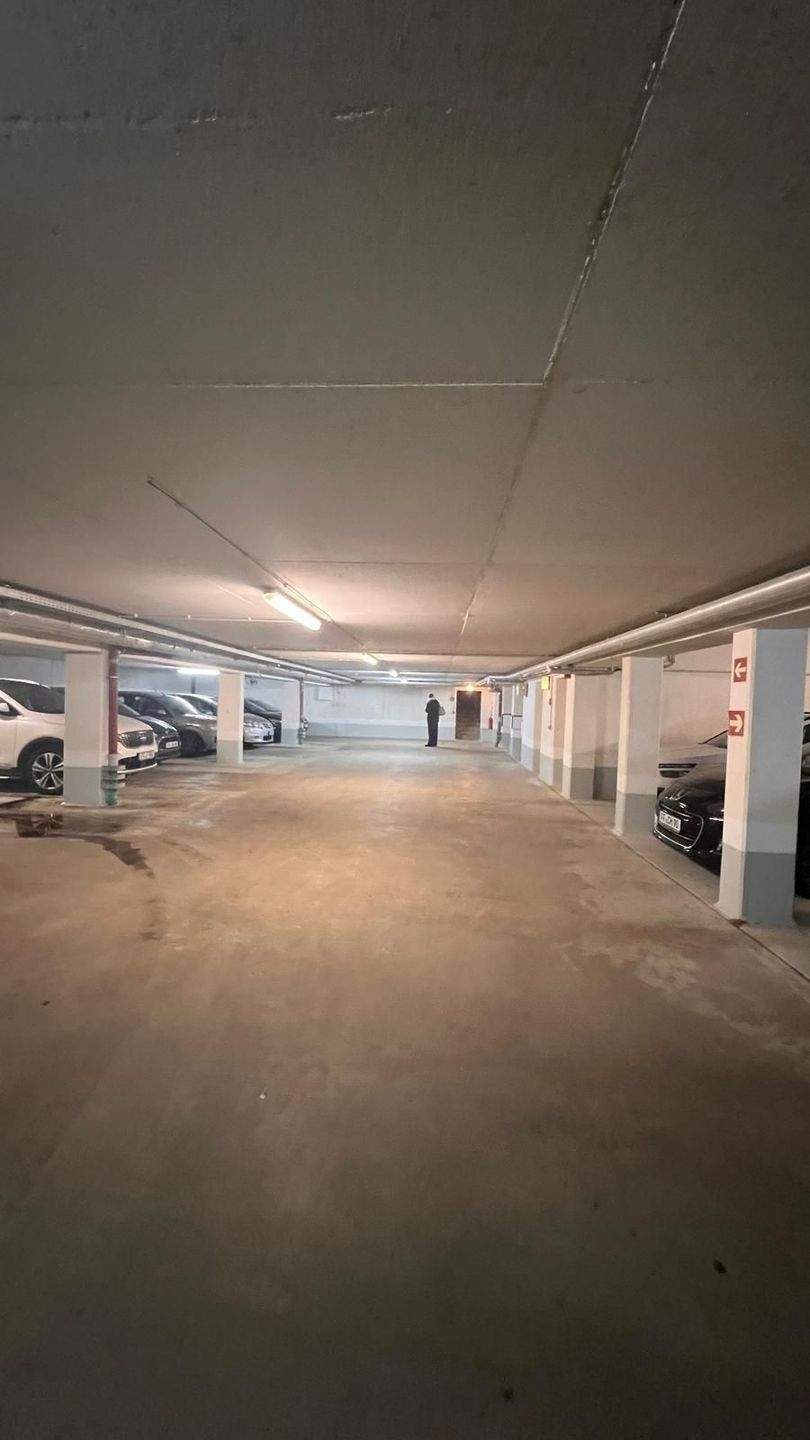 Stopp - Hier gibt es noch einen Tiefgaragenstellplatz !