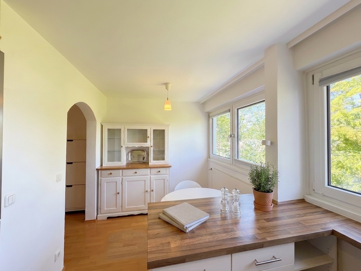 Wohntraum mit vier Zimmern und West-Balkon