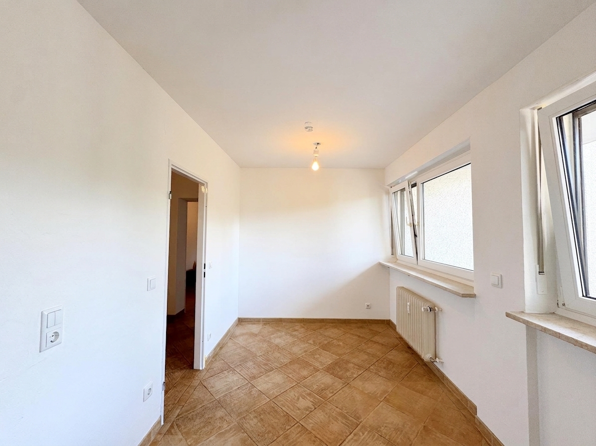 Ruheoase im Zentrum von Planegg – 3 Zimmer mit Balkon