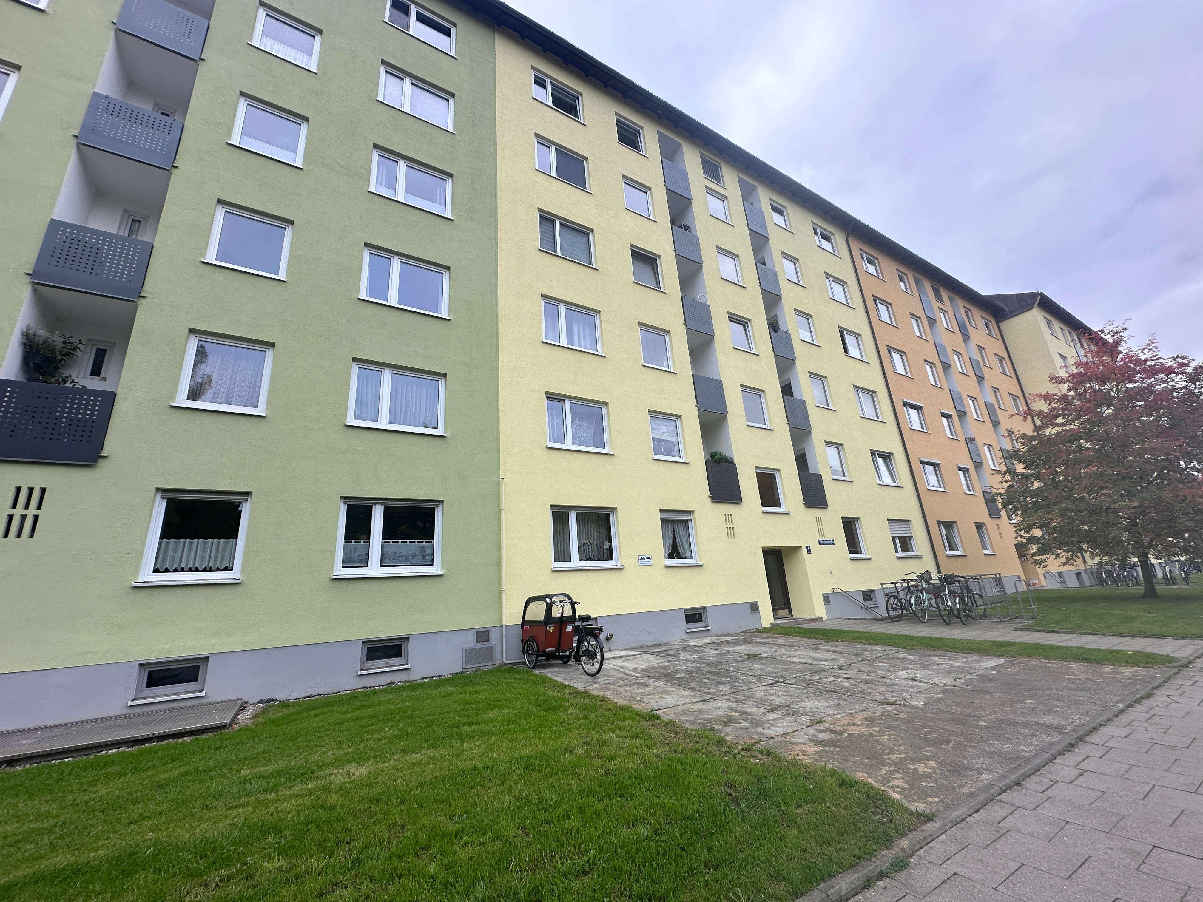 3-Zimmer mit Loggia - München-Bogenhausen