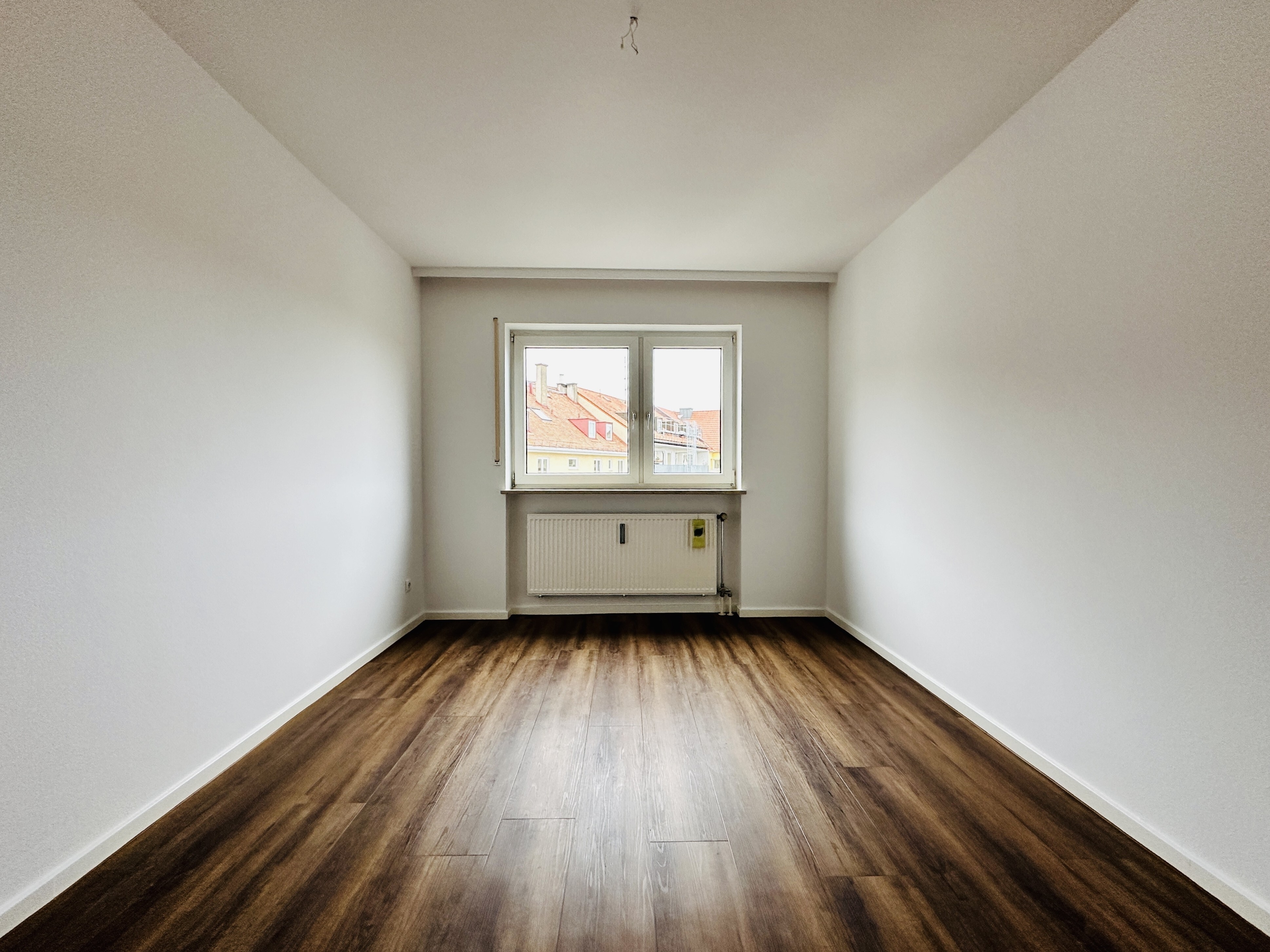 Frisch sanierte 2-Zimmer-Wohnung mit Balkon