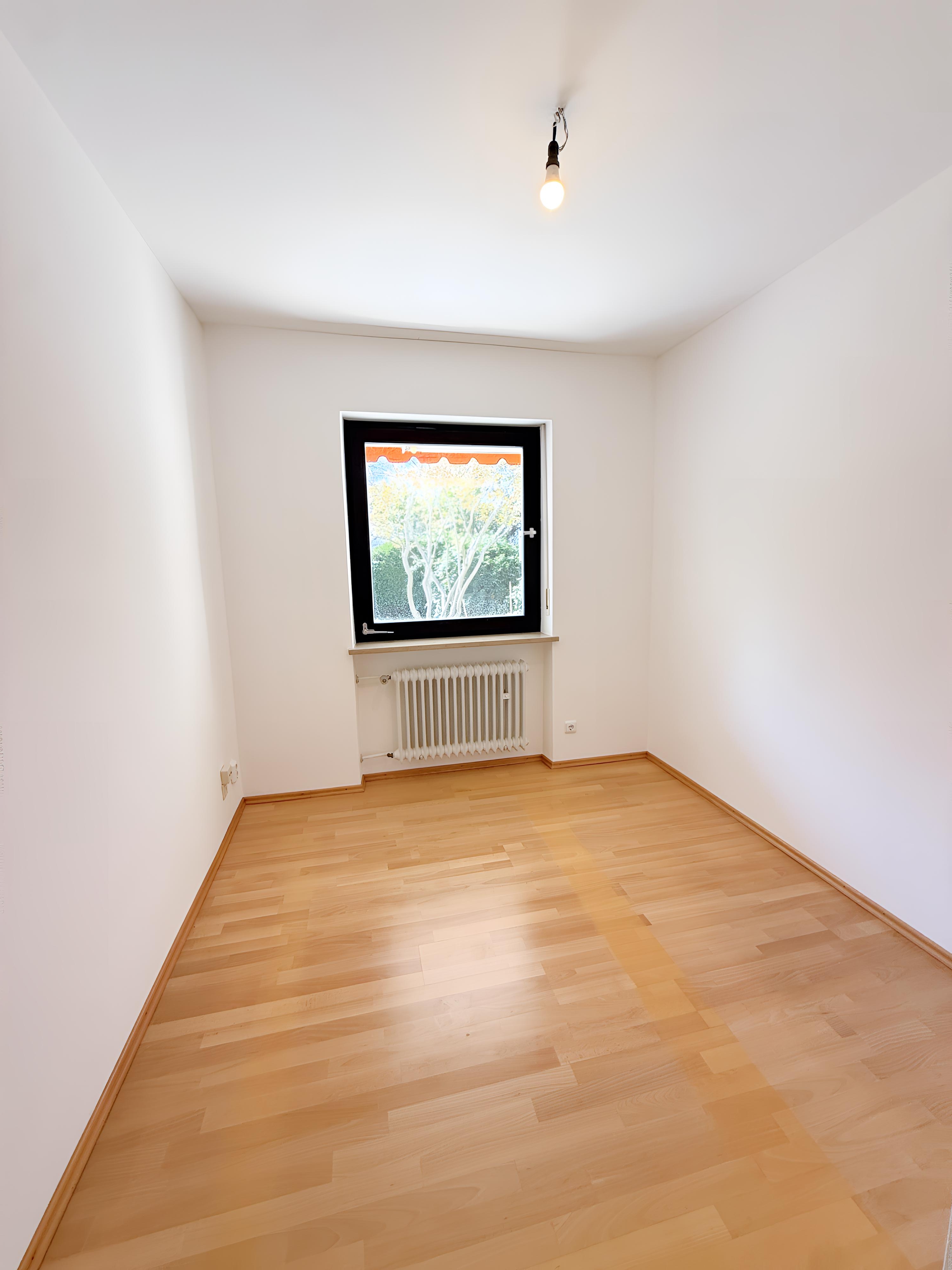 Bungalow mit weitläufigem Garten & 4 Zimmern - Ab 01.11.2026