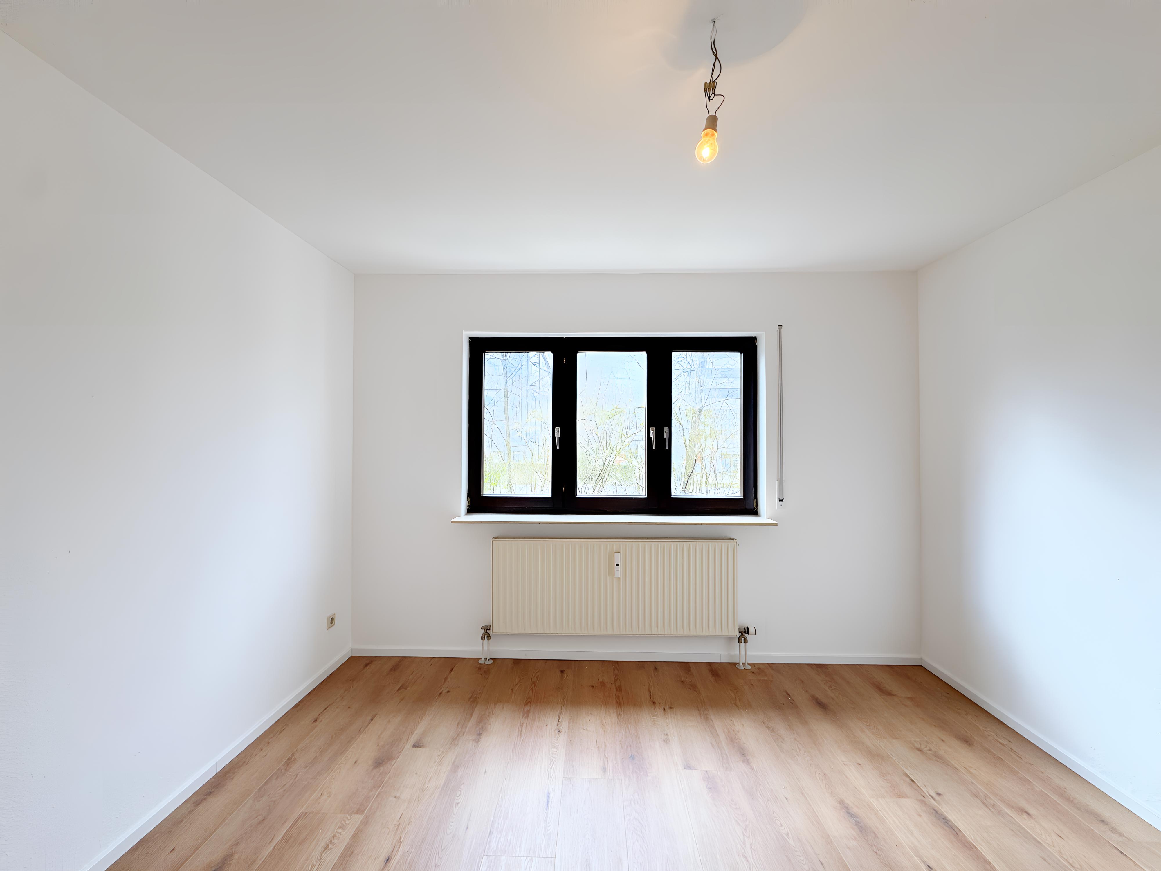 2-Zimmer Wohnung mit Balkon - Direkt an der U6 Martinsried