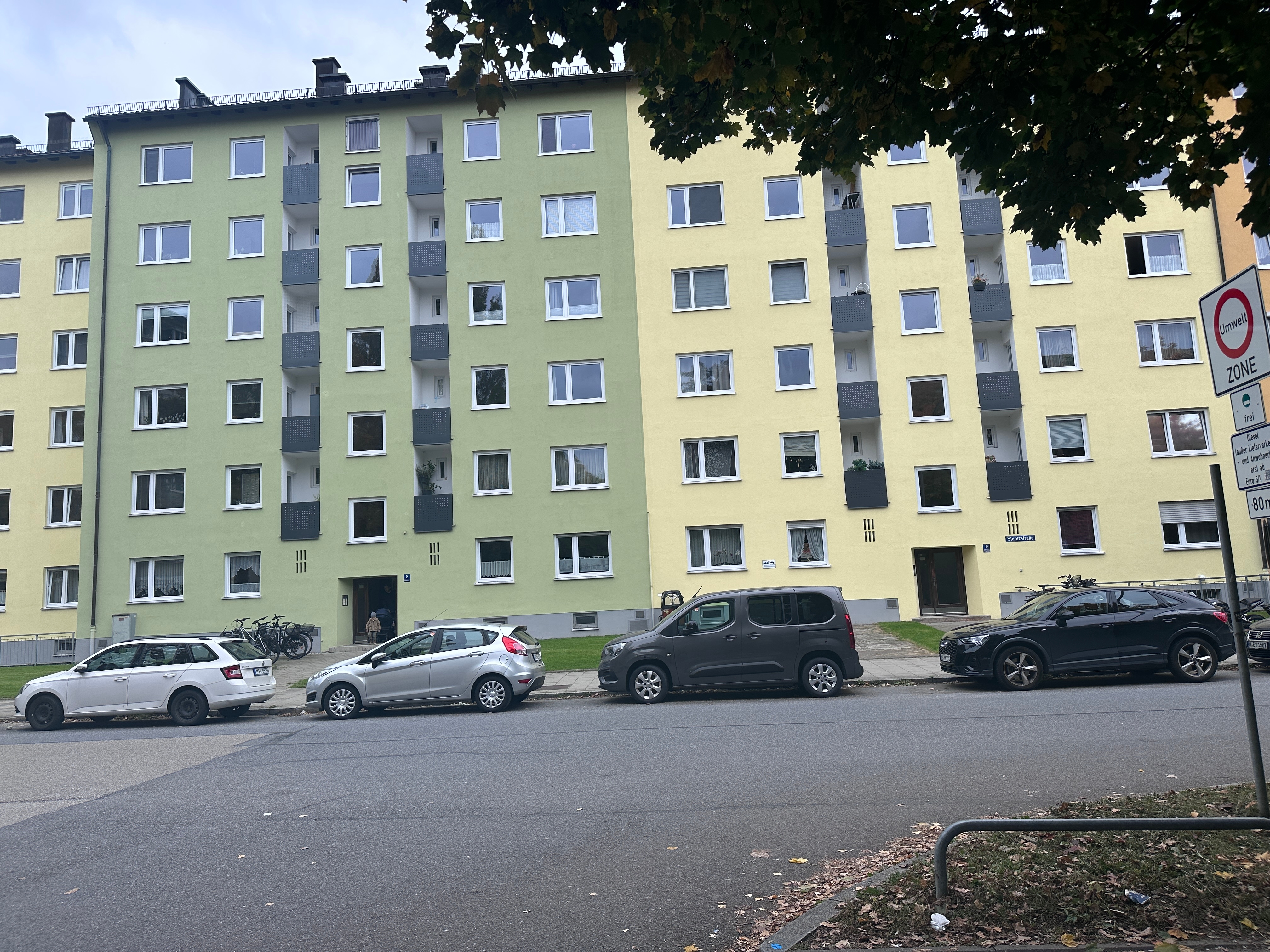 3-Zimmer mit Loggia - München-Bogenhausen