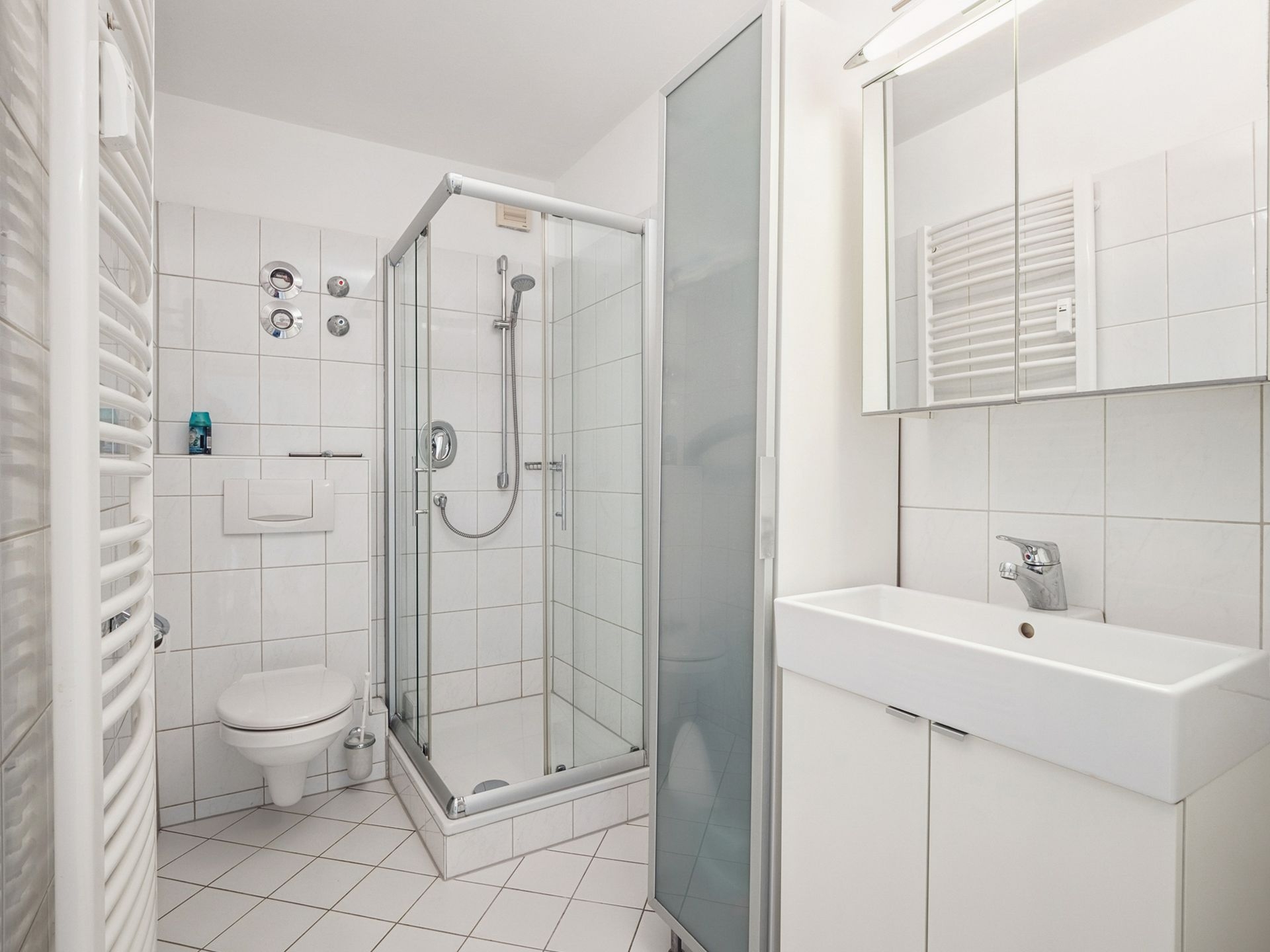 Schöne, helle und möblierte 1-Zimmer-Wohnung in super Lage