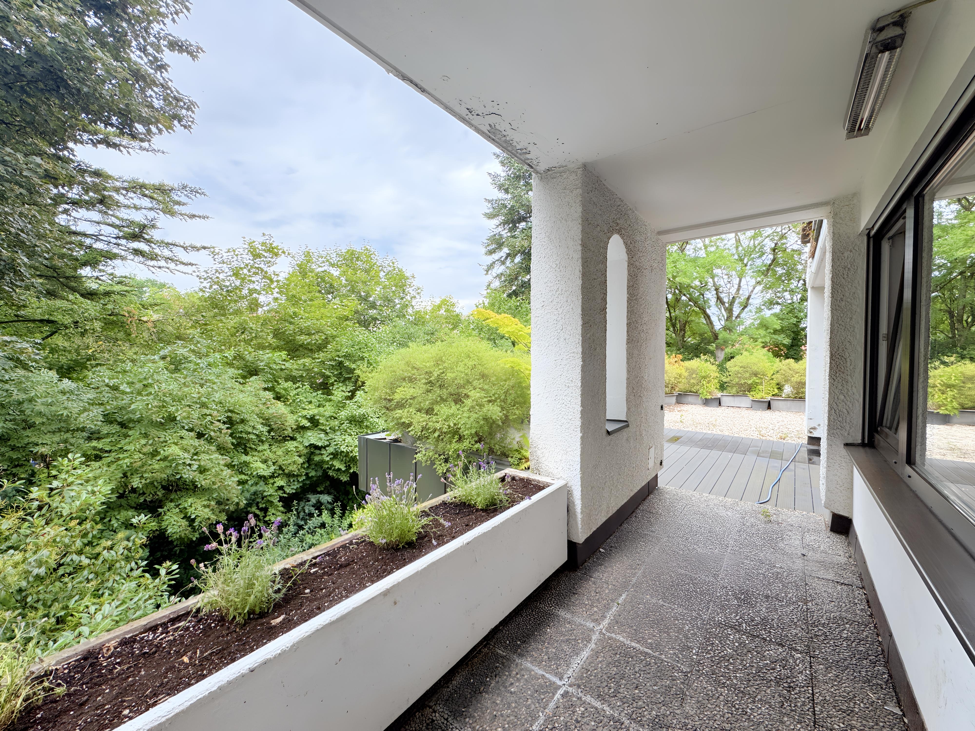 Ruheoase im Zentrum von Planegg – 3 Zimmer mit Balkon