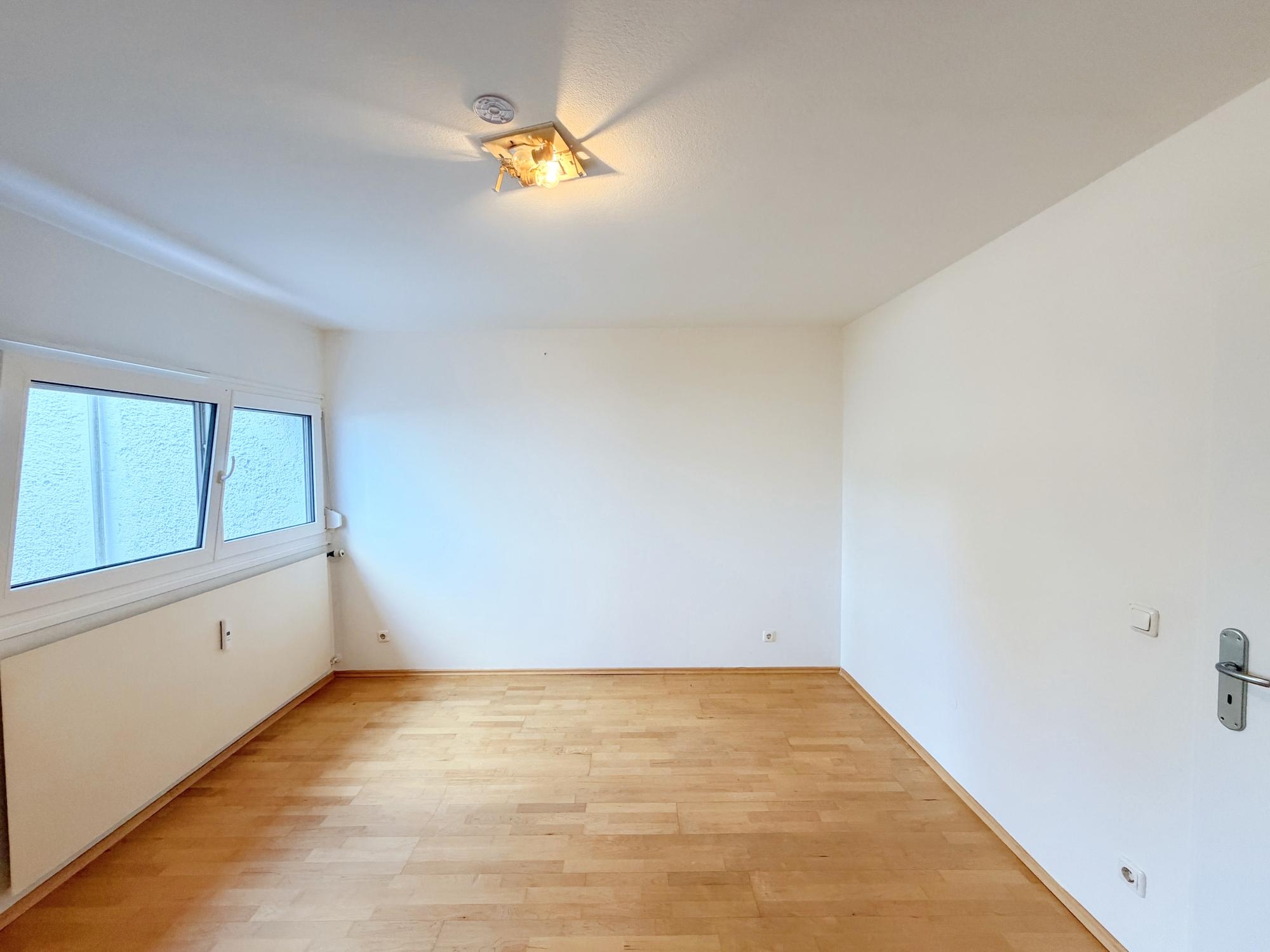 Schöne 2-Zimmer-Erdgeschoßwohnung in ruhiger und grüner Lage